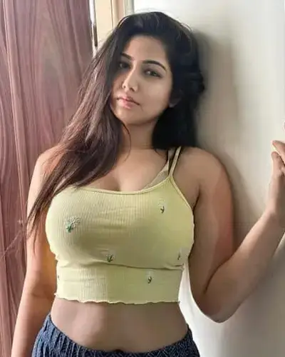 Escorts Valangaiman