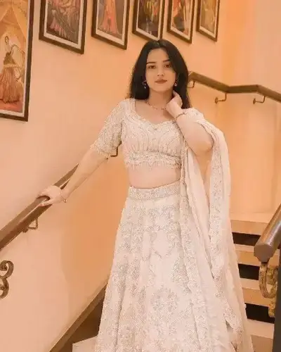 Escort Service In Valangaiman